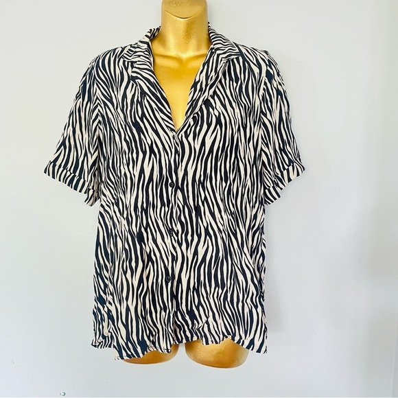 Zara Zebra Print Button Down Shirt Animal Print Blouse top - Picture 3 of 6
